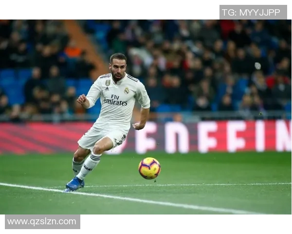 足球明星训练时驾驶的豪车揭秘与背后的故事